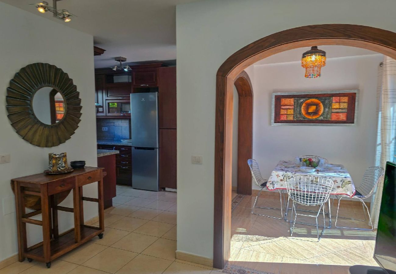 Villa en Arona - Dream House in Palm Mar by HelloApartments