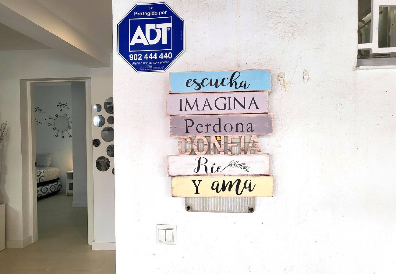 Apartamento en Arona - Casa Diana by HelloApartments