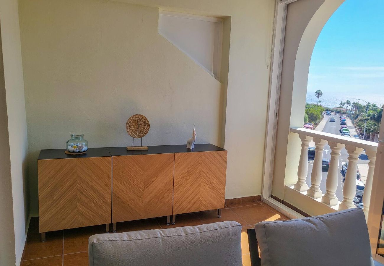 Apartamento en San Miguel - Family Golf & Sun by HelloApartments