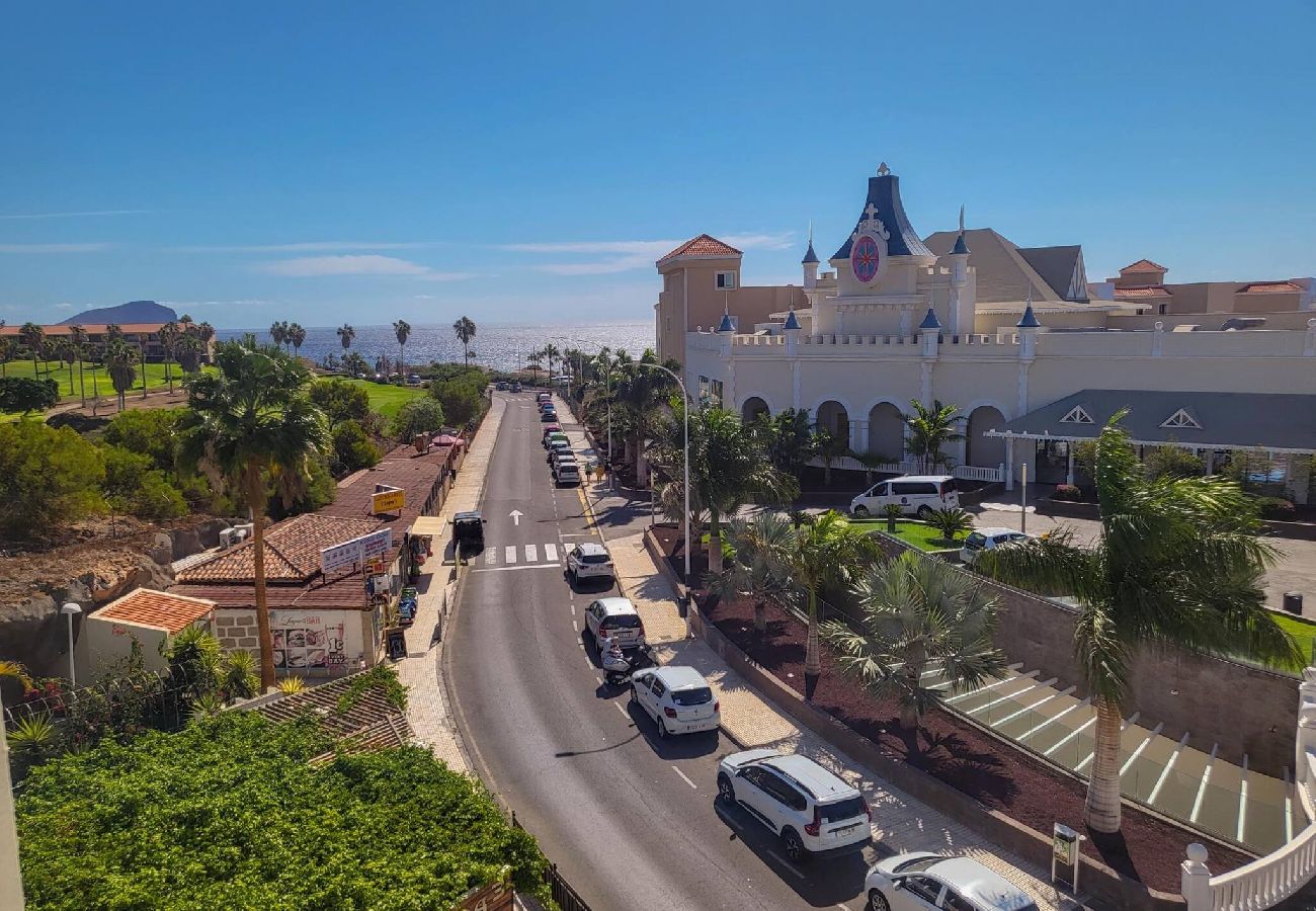 Apartamento en San Miguel - Family Golf & Sun by HelloApartments