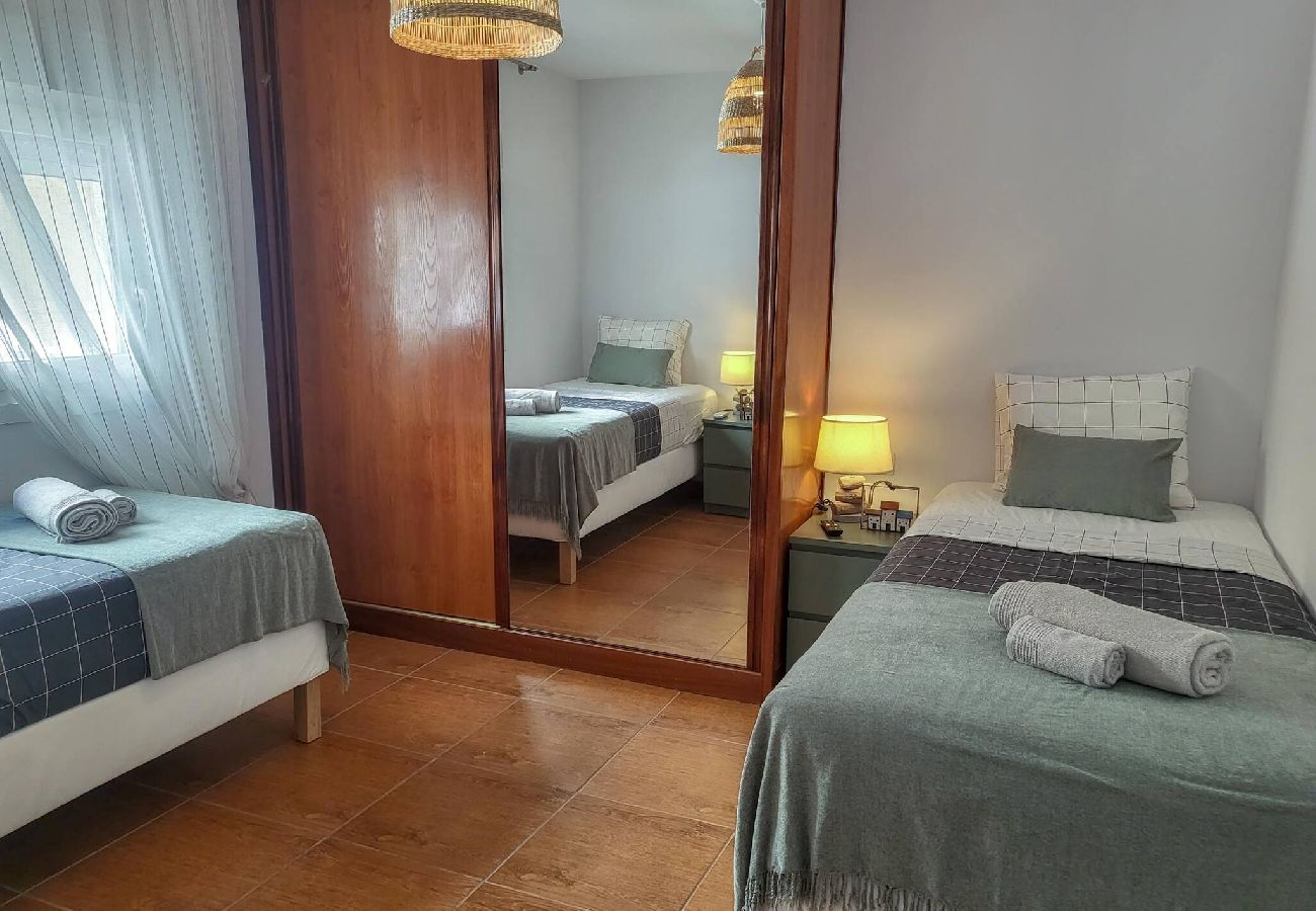 Apartamento en San Miguel - Family Golf & Sun by HelloApartments