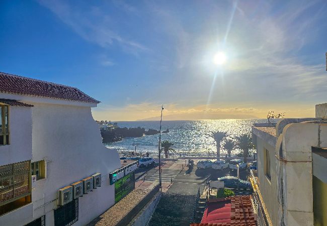 Apartamento en Puerto de Santiago - Arena Paradise by HelloApartments