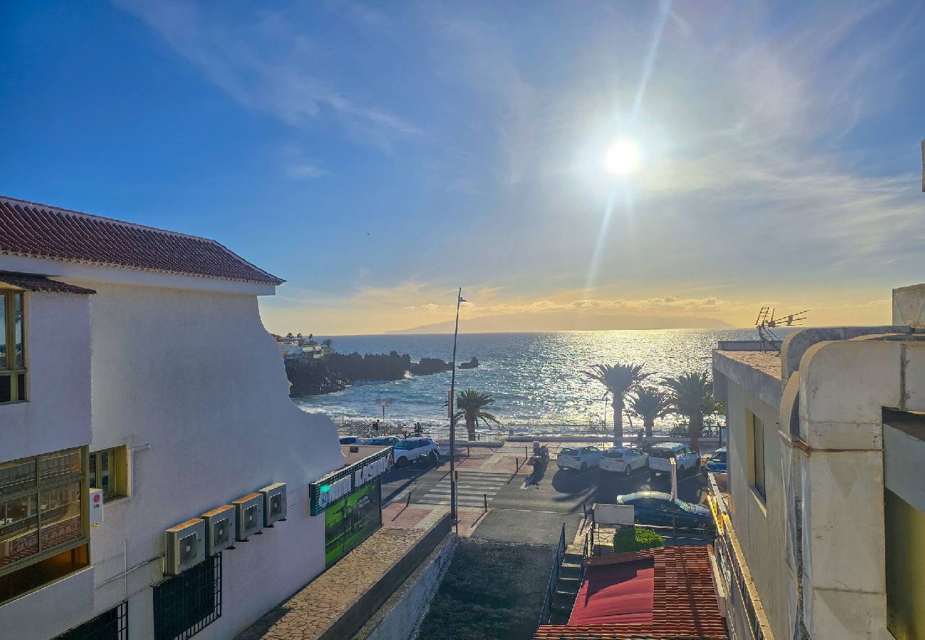 Apartamento en Puerto de Santiago - Arena Paradise by HelloApartments