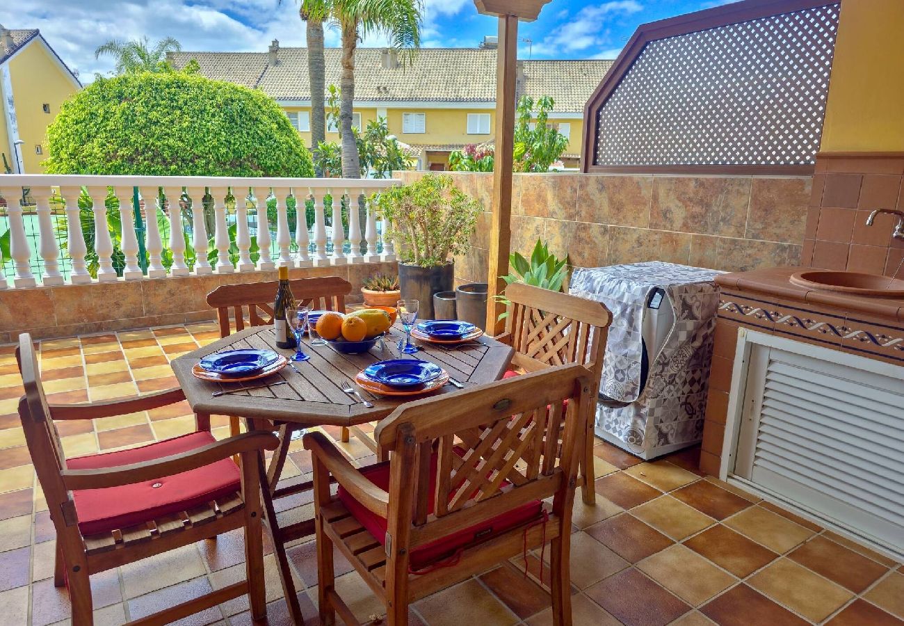 Casa adosada en Arona - Casa Nonna by HelloApartments