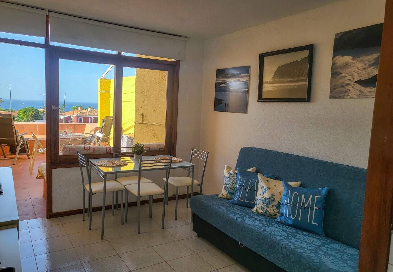Apartamento en Puerto de Santiago - Sol Playa by HelloApartments
