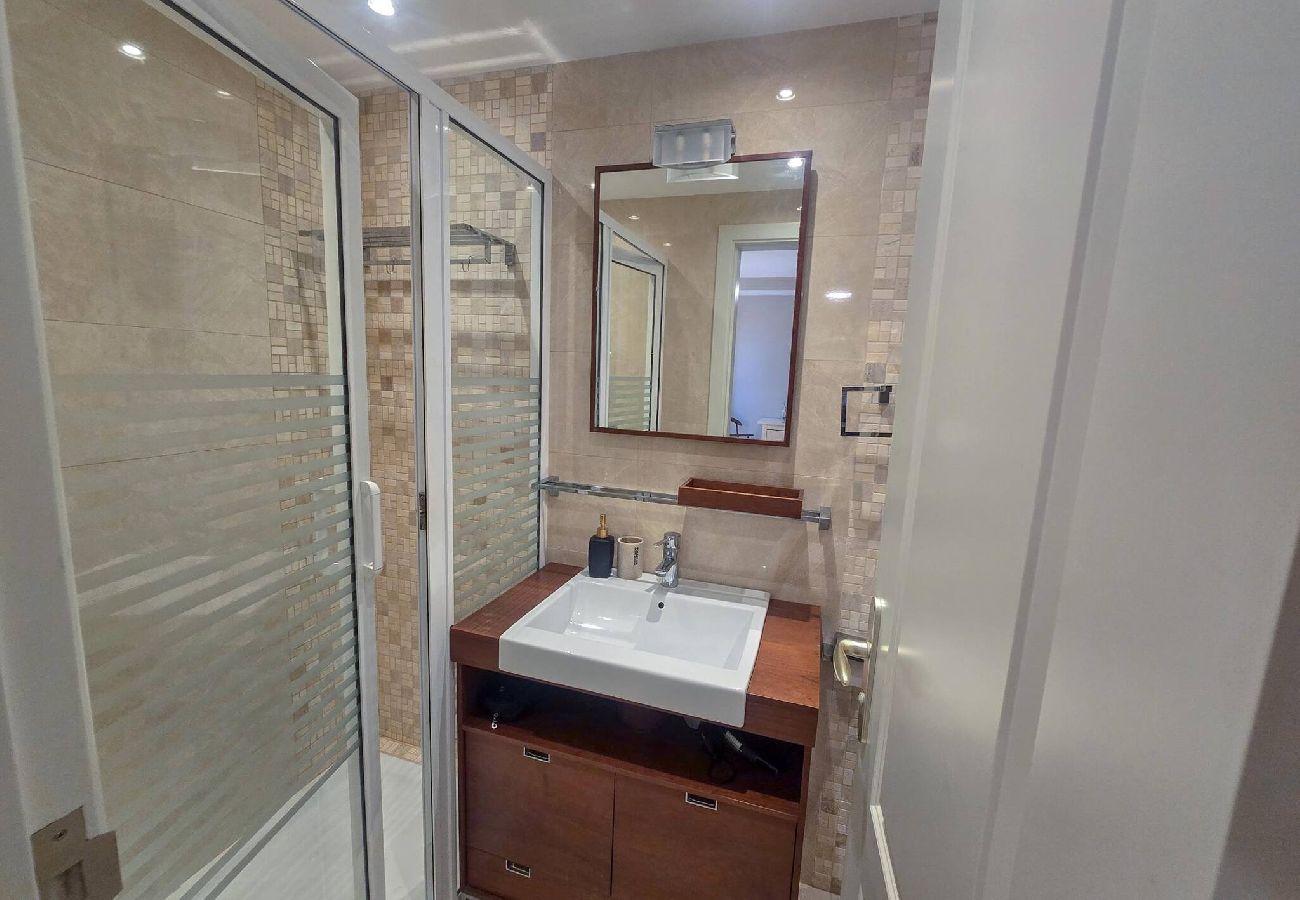 Apartamento en Arona - 	Happy Moments in Los Cristianos by HelloApartments