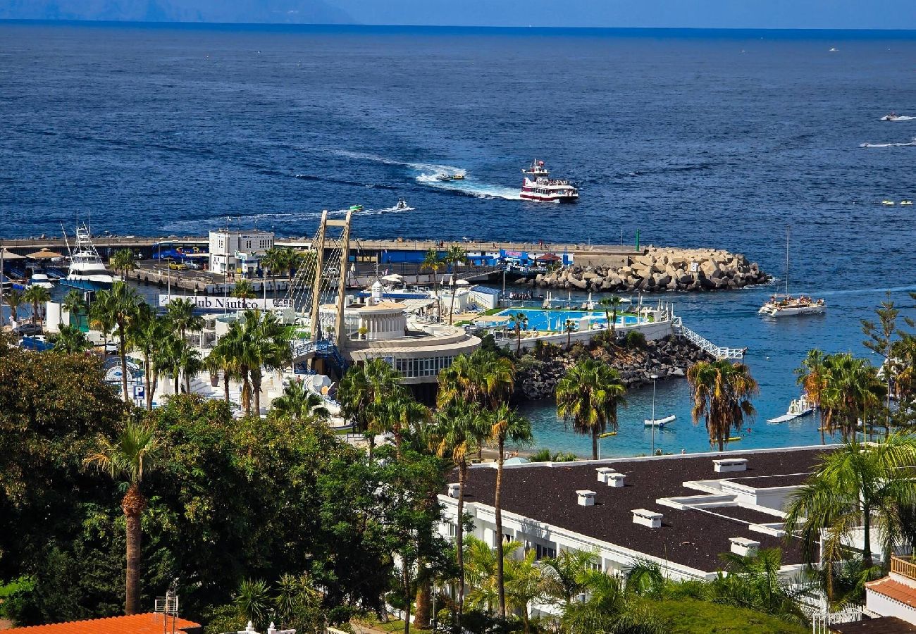 Apartamento en Adeje - Sunset in Los Geranios by HelloApartments