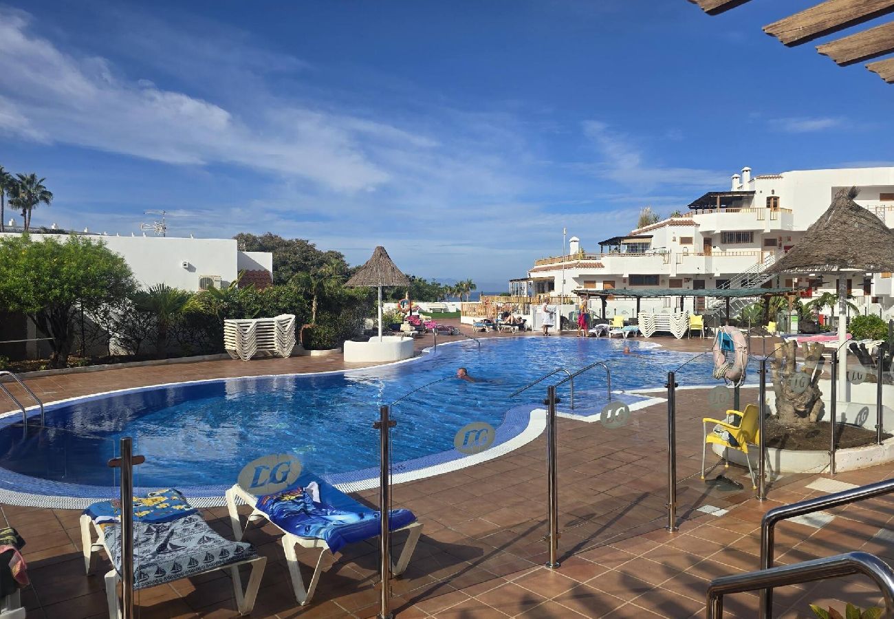 Apartamento en Adeje - Aqua Sun Los Geranios by HelloApartments