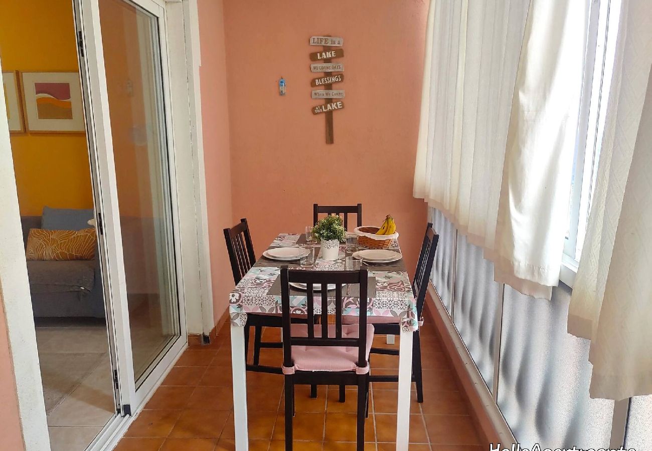 Appartement à Arona - Sea Front Costa Sol by HelloApartments