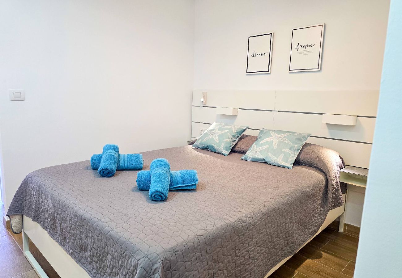 Studio à Santiago del Teide - Arena Beach by HelloApartments