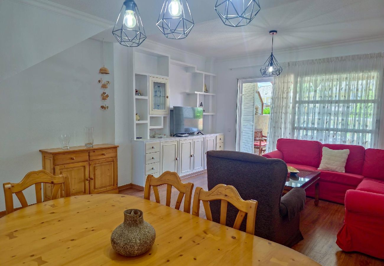 Maison mitoyenne à Arona - Casa Nonna by HelloApartments