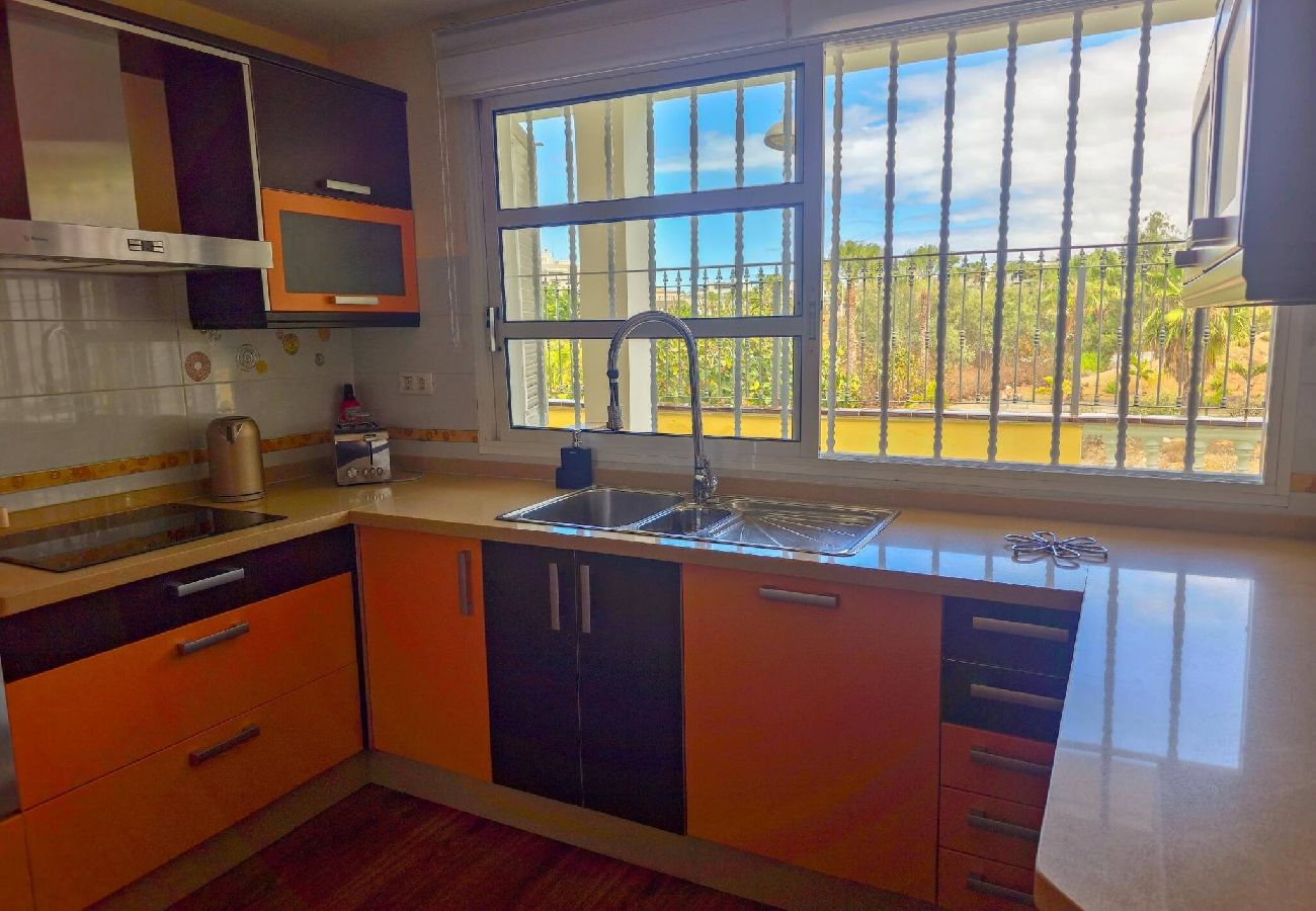 Maison mitoyenne à Arona - Casa Nonna by HelloApartments