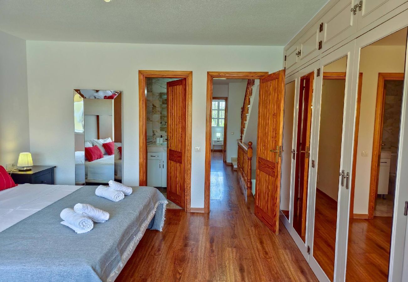 Maison mitoyenne à Arona - Casa Nonna by HelloApartments