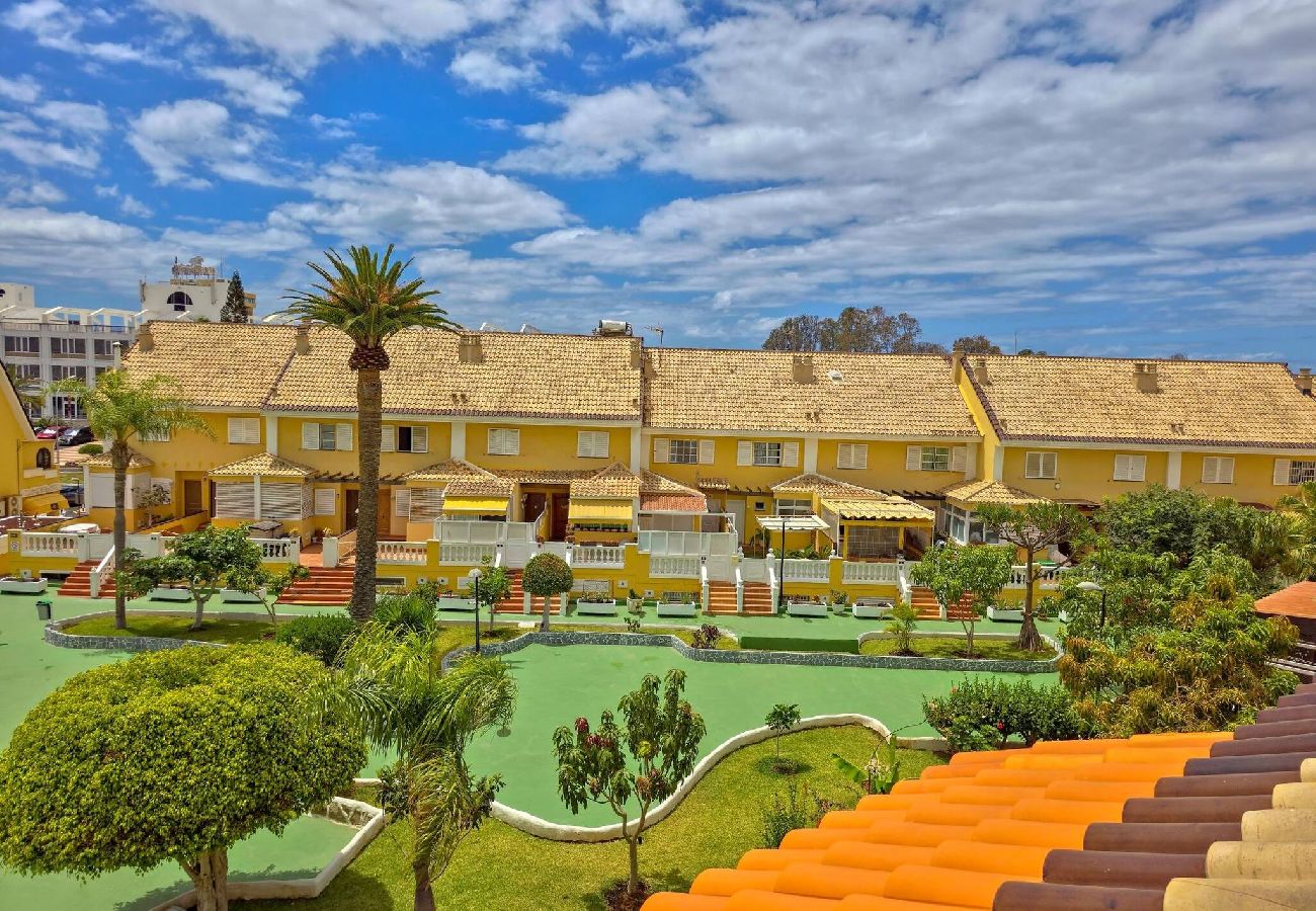 Maison mitoyenne à Arona - Casa Nonna by HelloApartments