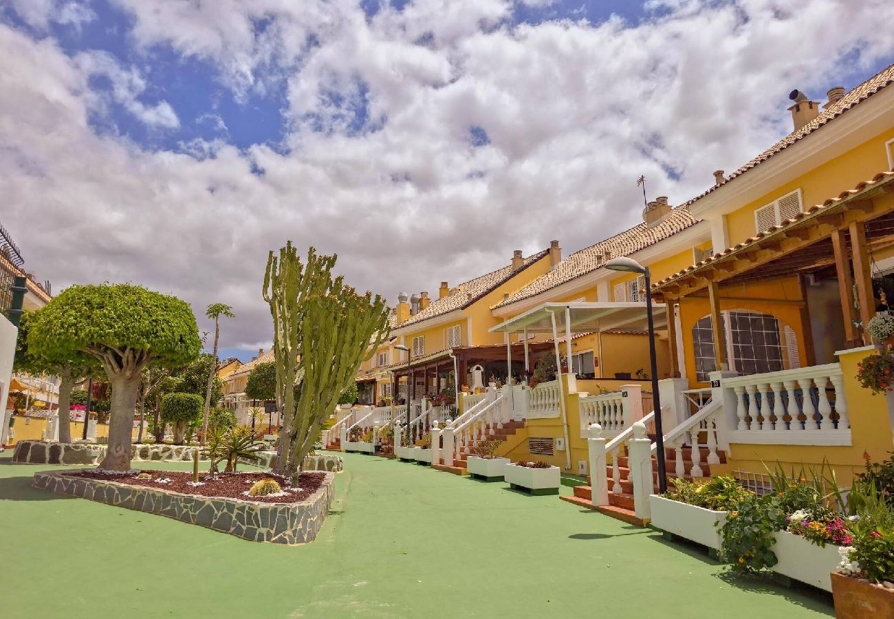 Maison mitoyenne à Arona - Casa Nonna by HelloApartments