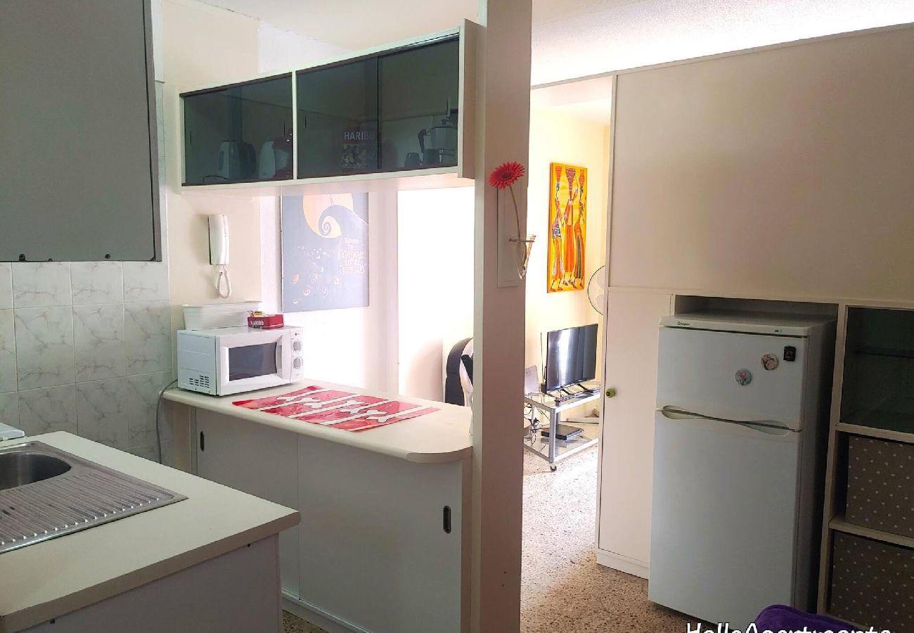 Estúdio em Arona - Central & Beach Los Cristianos by HelloApartments