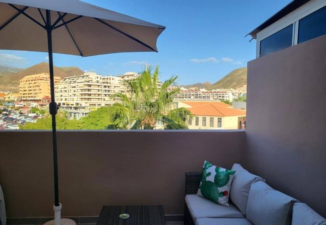 Estúdio em Arona - Central & Beach Los Cristianos by HelloApartments