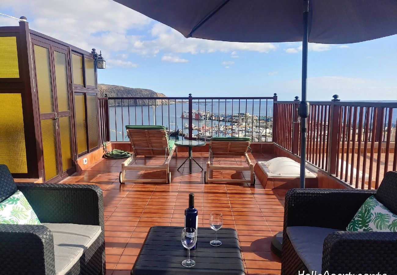 Apartamento em Arona - Sun Terrace Los Cristianos by HelloApartments