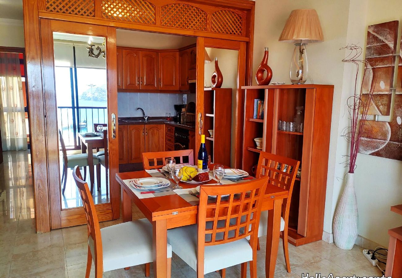 Apartamento em Arona - Sun Terrace Los Cristianos by HelloApartments