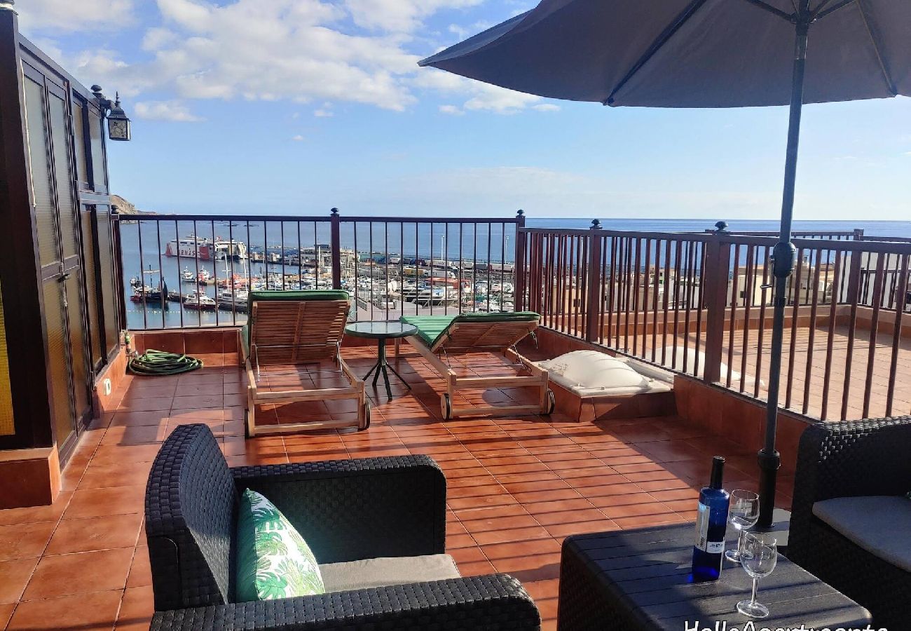 Apartamento em Arona - Sun Terrace Los Cristianos by HelloApartments