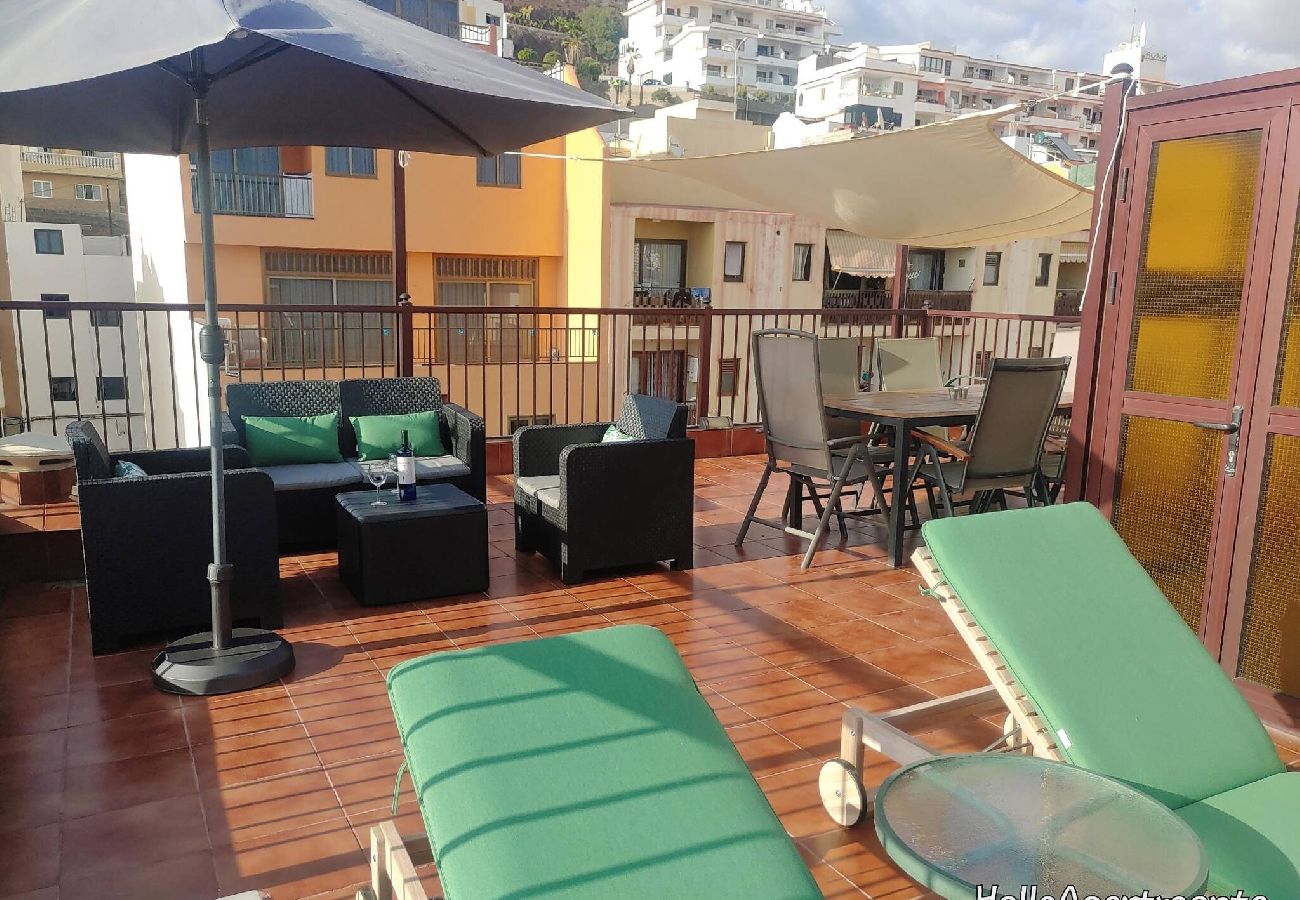 Apartamento em Arona - Sun Terrace Los Cristianos by HelloApartments