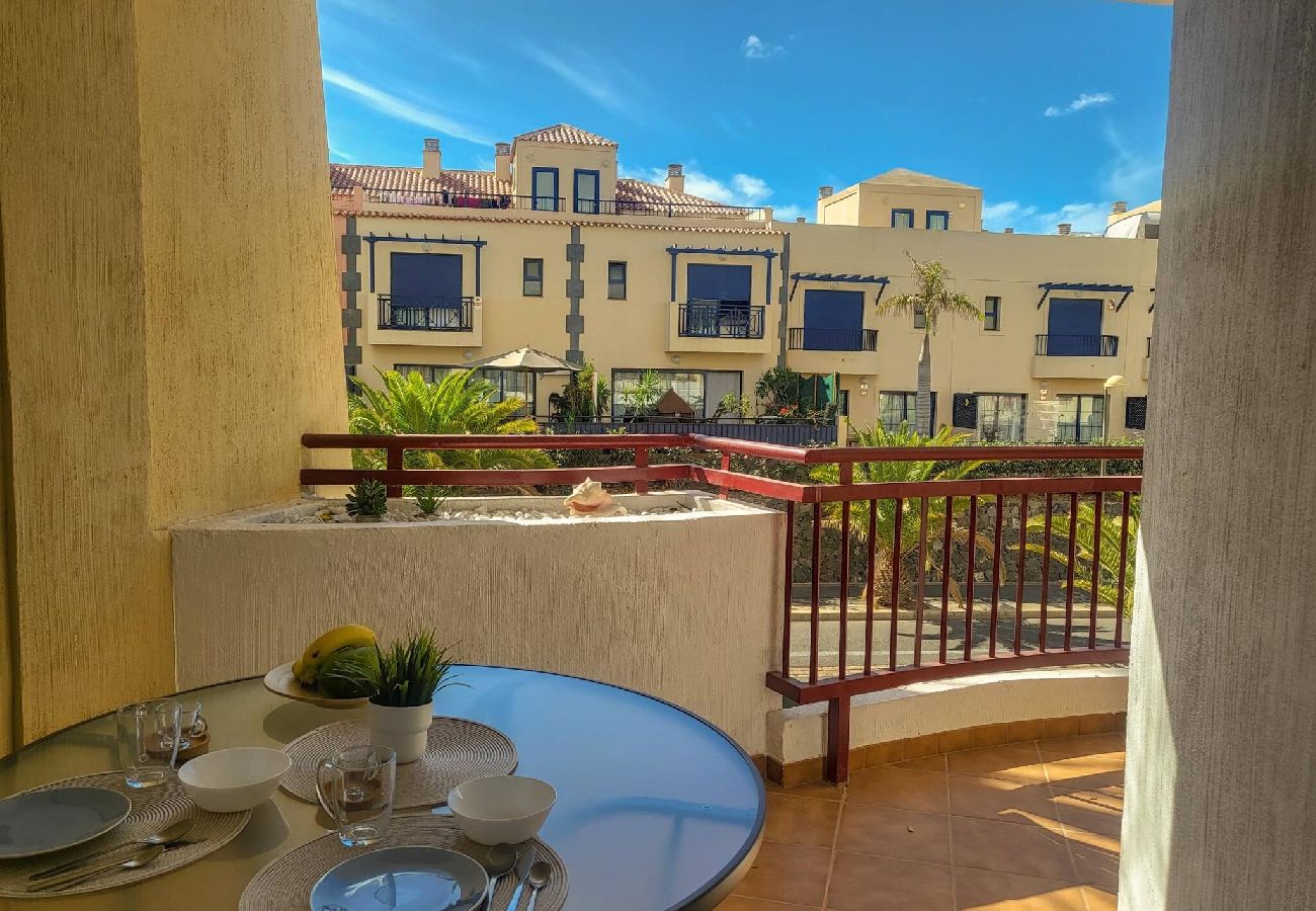 Apartamento em Arona - Relax in Palm Mar by HelloApartments