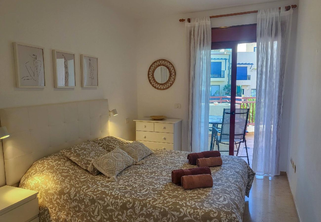 Apartamento em Arona - Relax in Palm Mar by HelloApartments