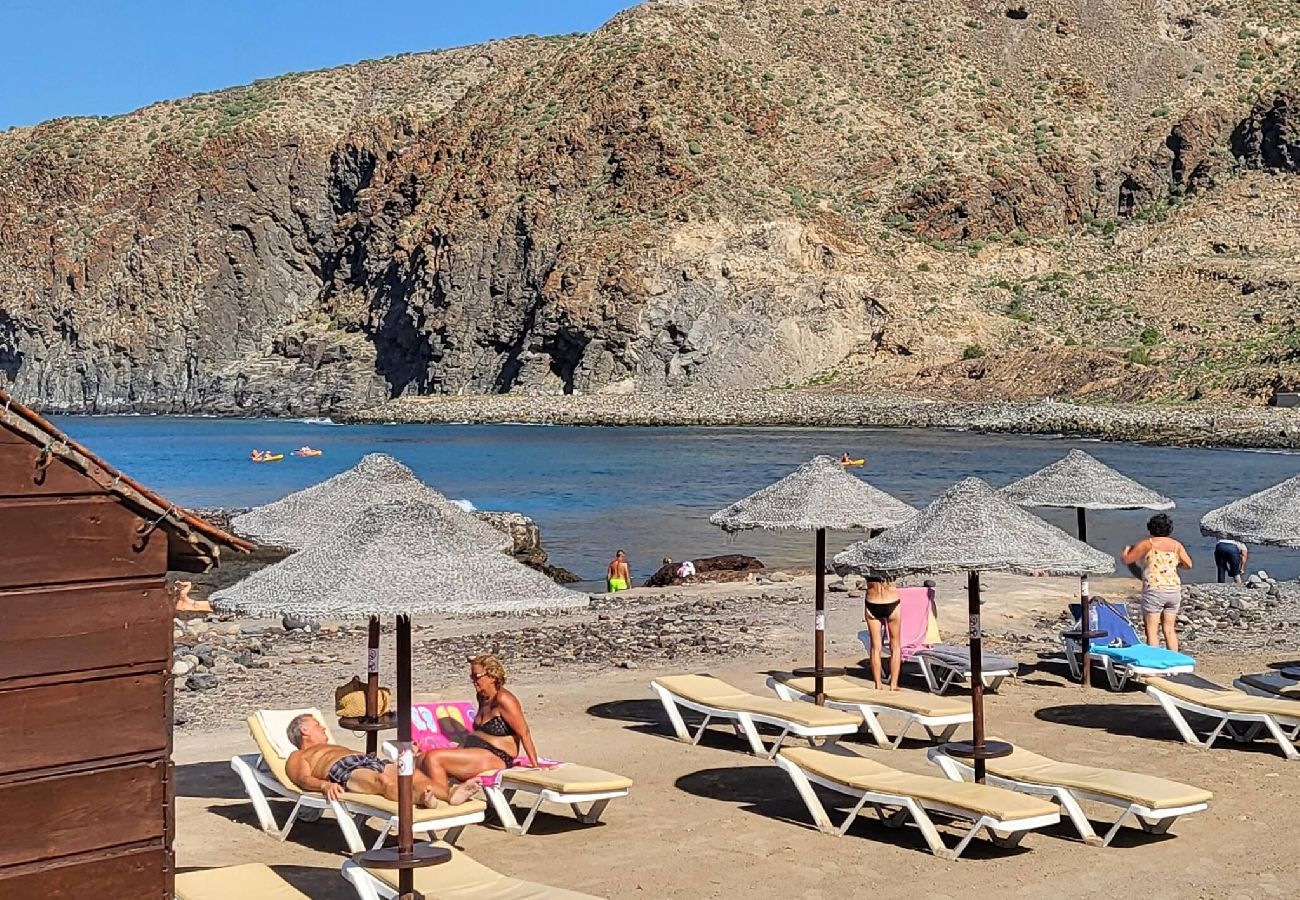 Apartamento em Arona - Relax in Palm Mar by HelloApartments