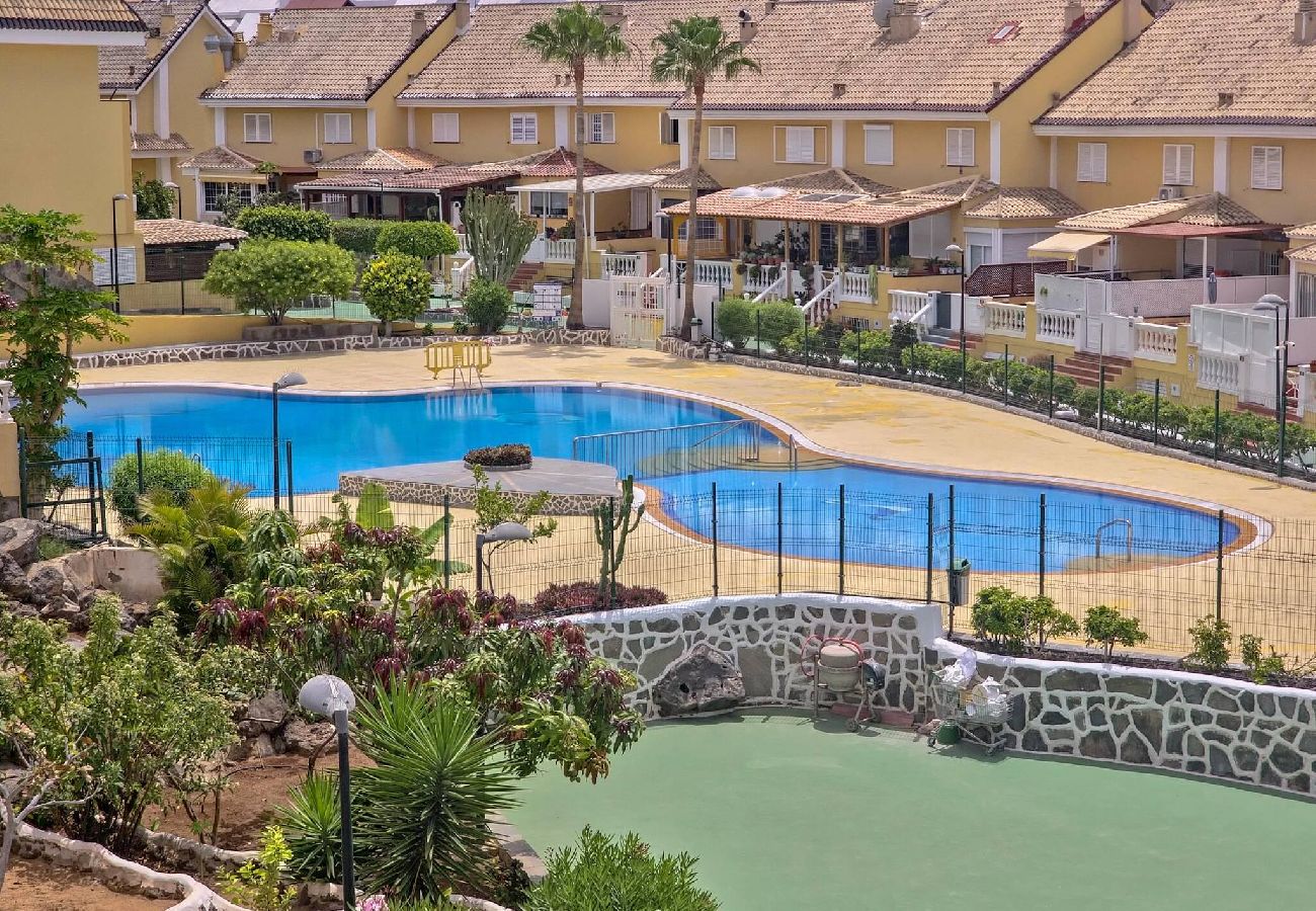 Casa geminada em Arona - Casa Nonna by HelloApartments