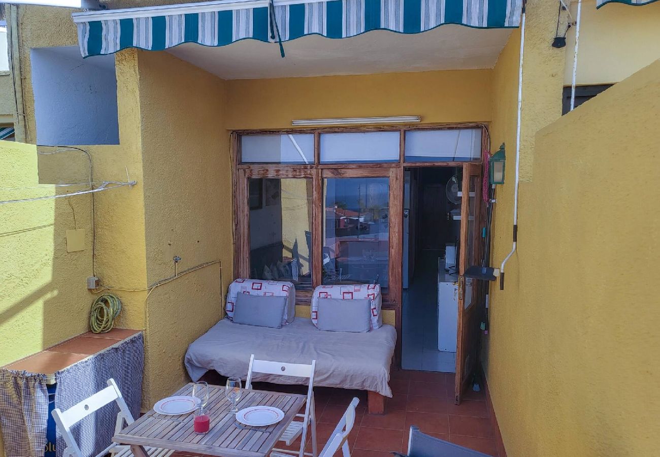 Apartamento em Puerto de Santiago - Sol Playa by HelloApartments