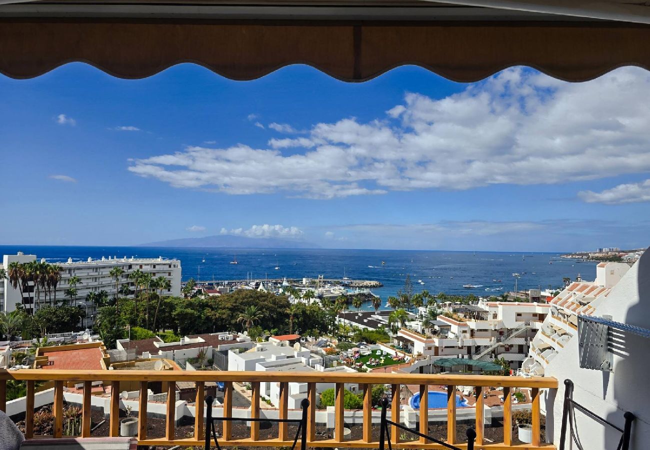 Apartamento em Adeje - Sunset in Los Geranios by HelloApartments