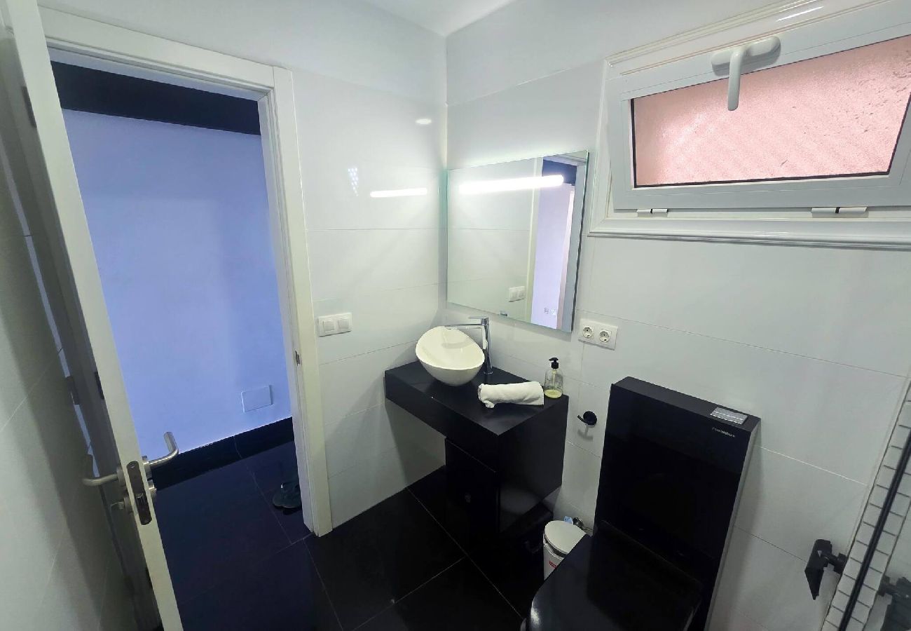 Apartamento em Adeje - Sunset in Los Geranios by HelloApartments