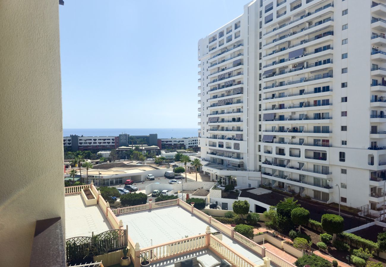 Apartamento em Adeje - Club Paraiso by HelloApartments 