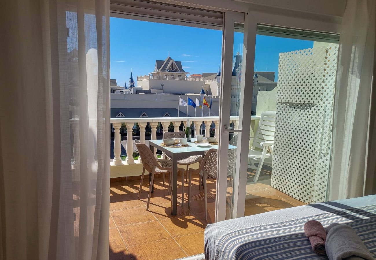 Apartment in San Miguel - Family Golf & Sun by HelloApartments