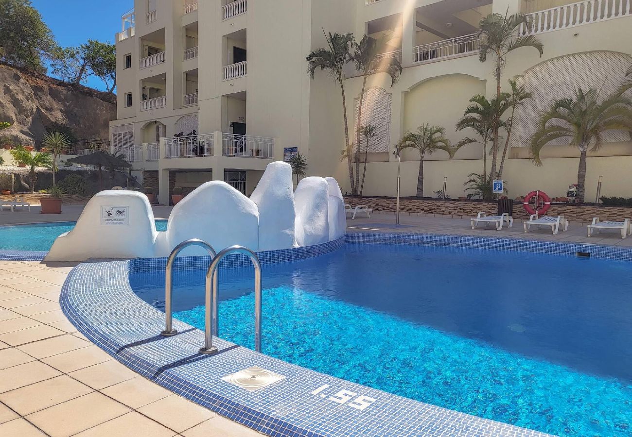 Apartment in San Miguel - Family Golf & Sun by HelloApartments