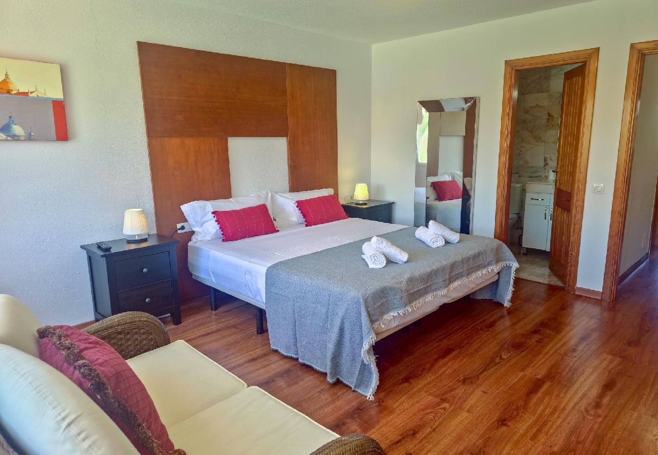 Terraced House in Arona - Casa Nonna by HelloApartments