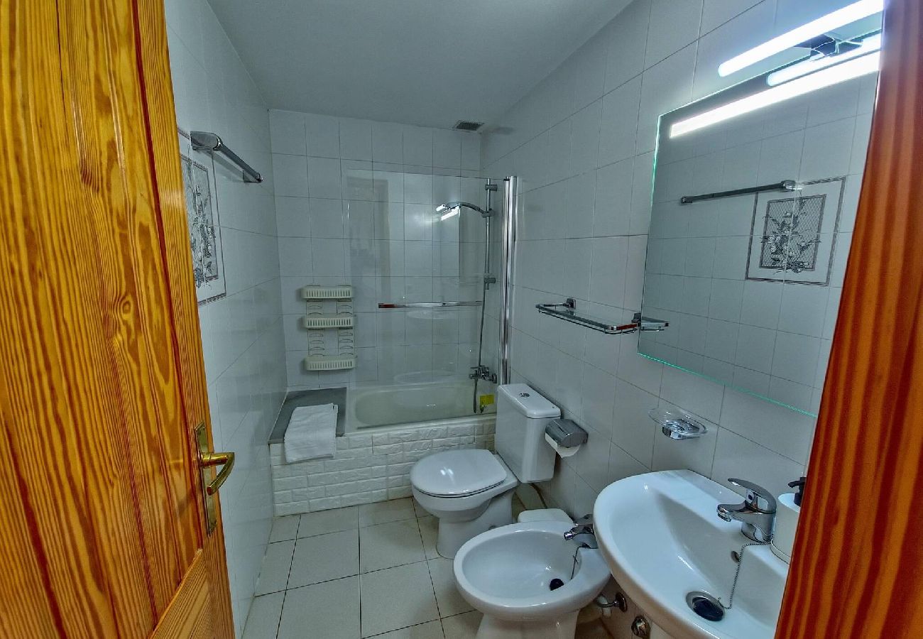 Terraced House in Arona - Casa Nonna by HelloApartments