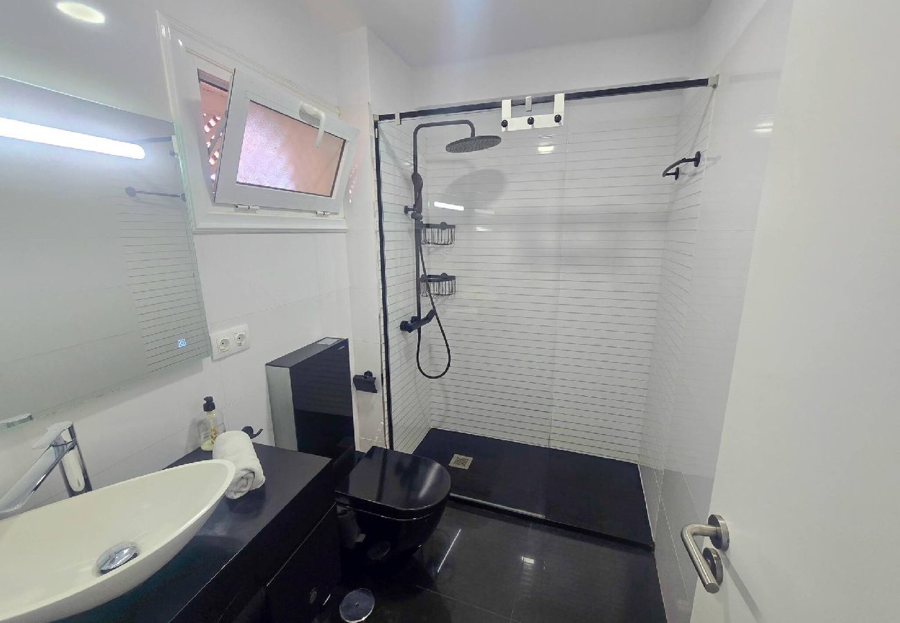 Apartment in Adeje - Sunset in Los Geranios by HelloApartments