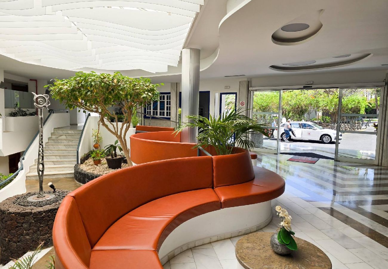 Studio in Costa Adeje - Balcony, sea view, WiFi, A/C, pool, 100 mts. from the beach